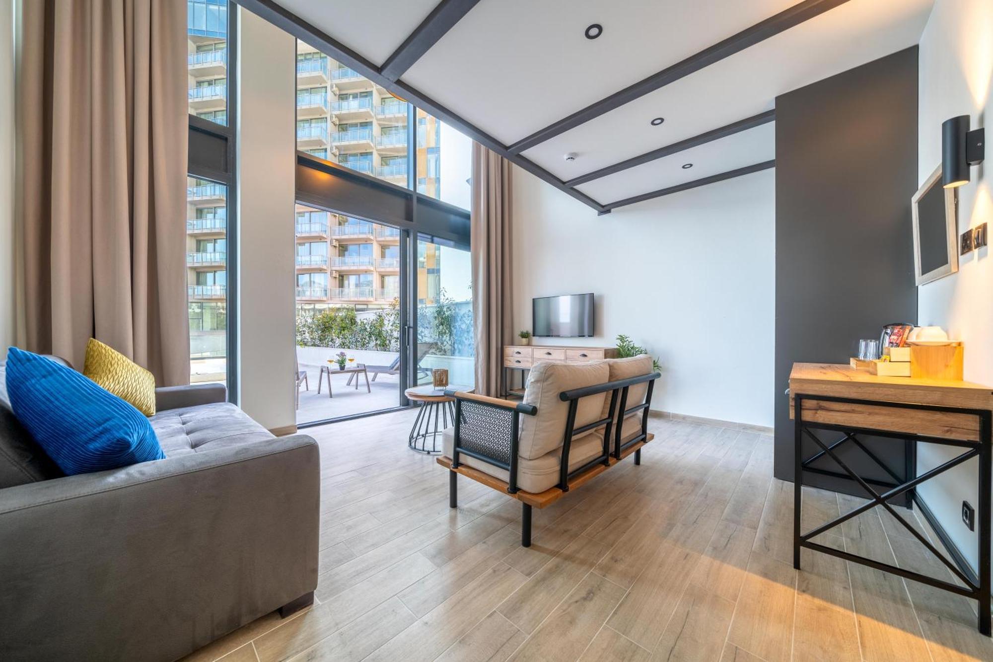 Invictus Hotel Budva