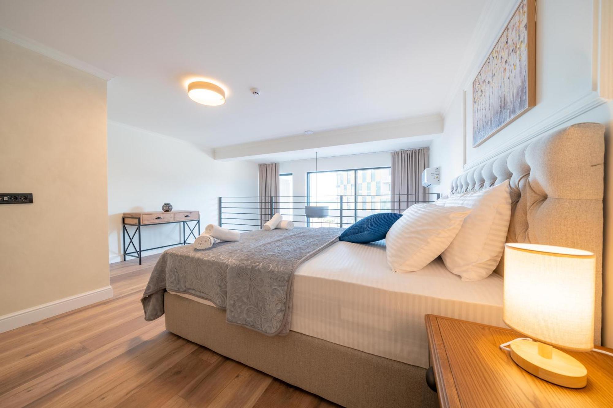Hotel Invictus