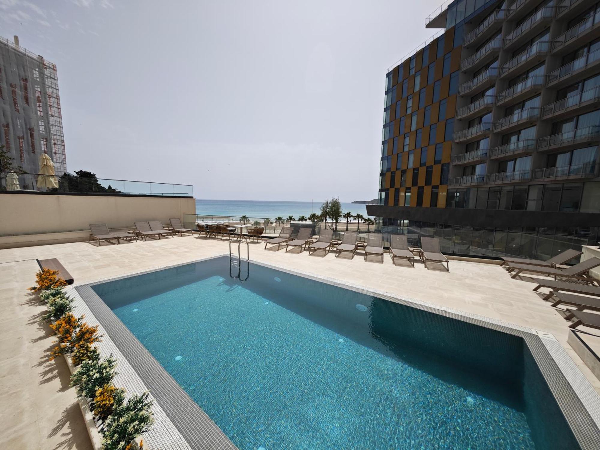 Invictus Hotel 4*