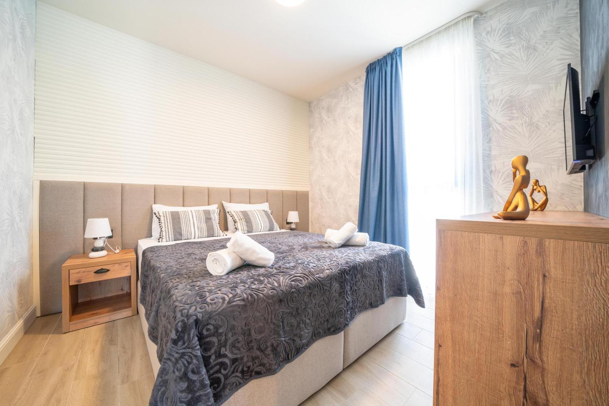 Hotel Invictus 4*