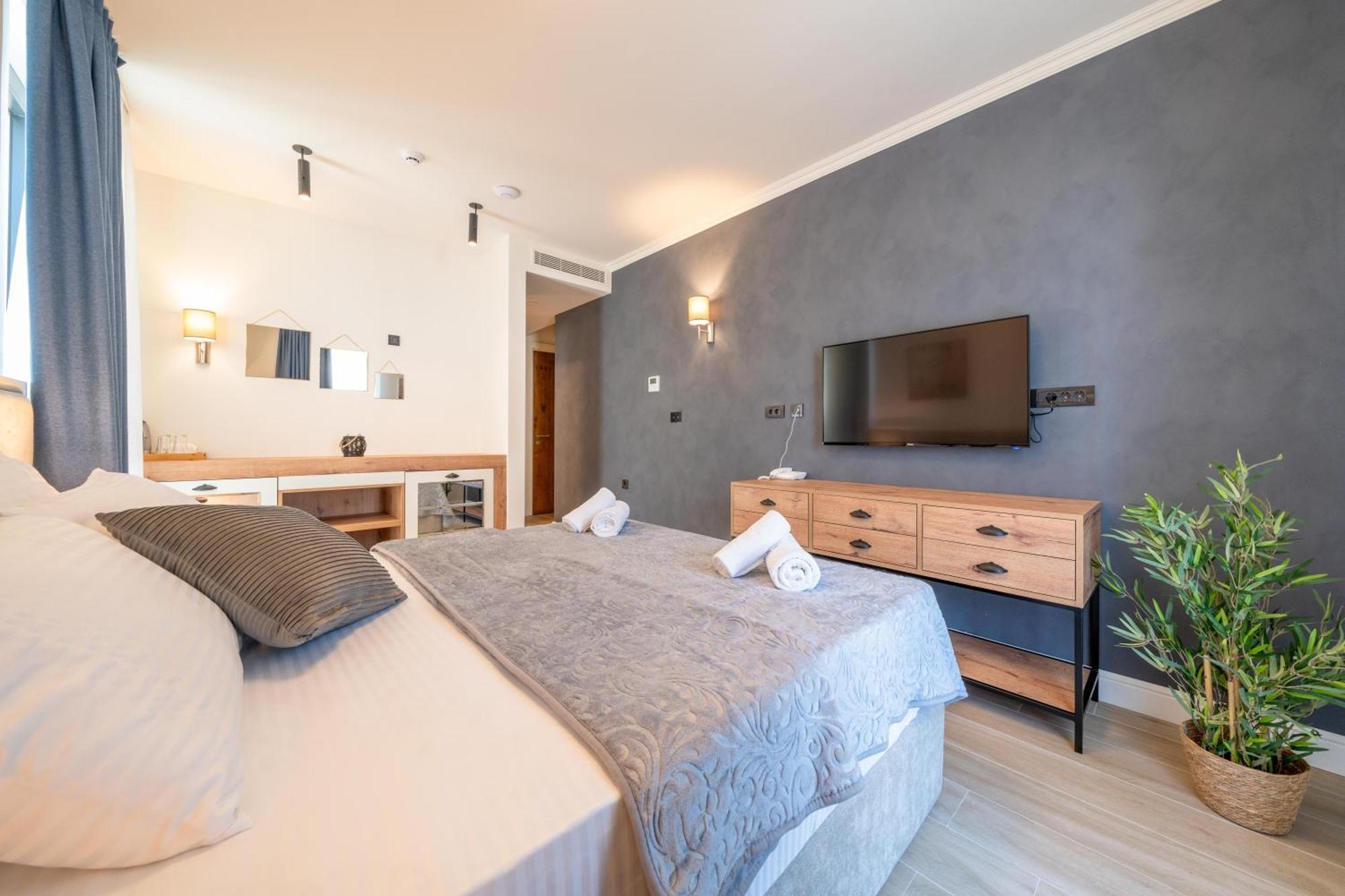 Invictus 4*