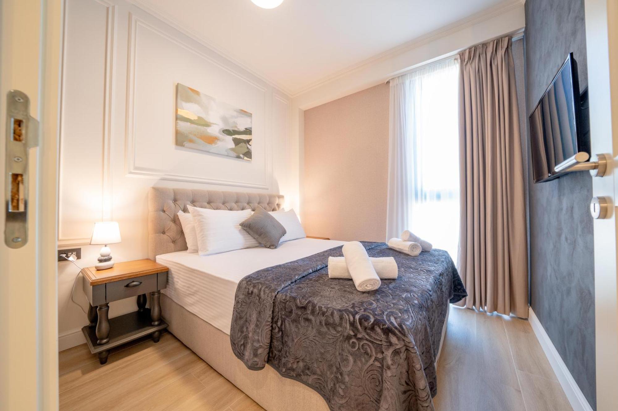 Hotel Invictus 4*