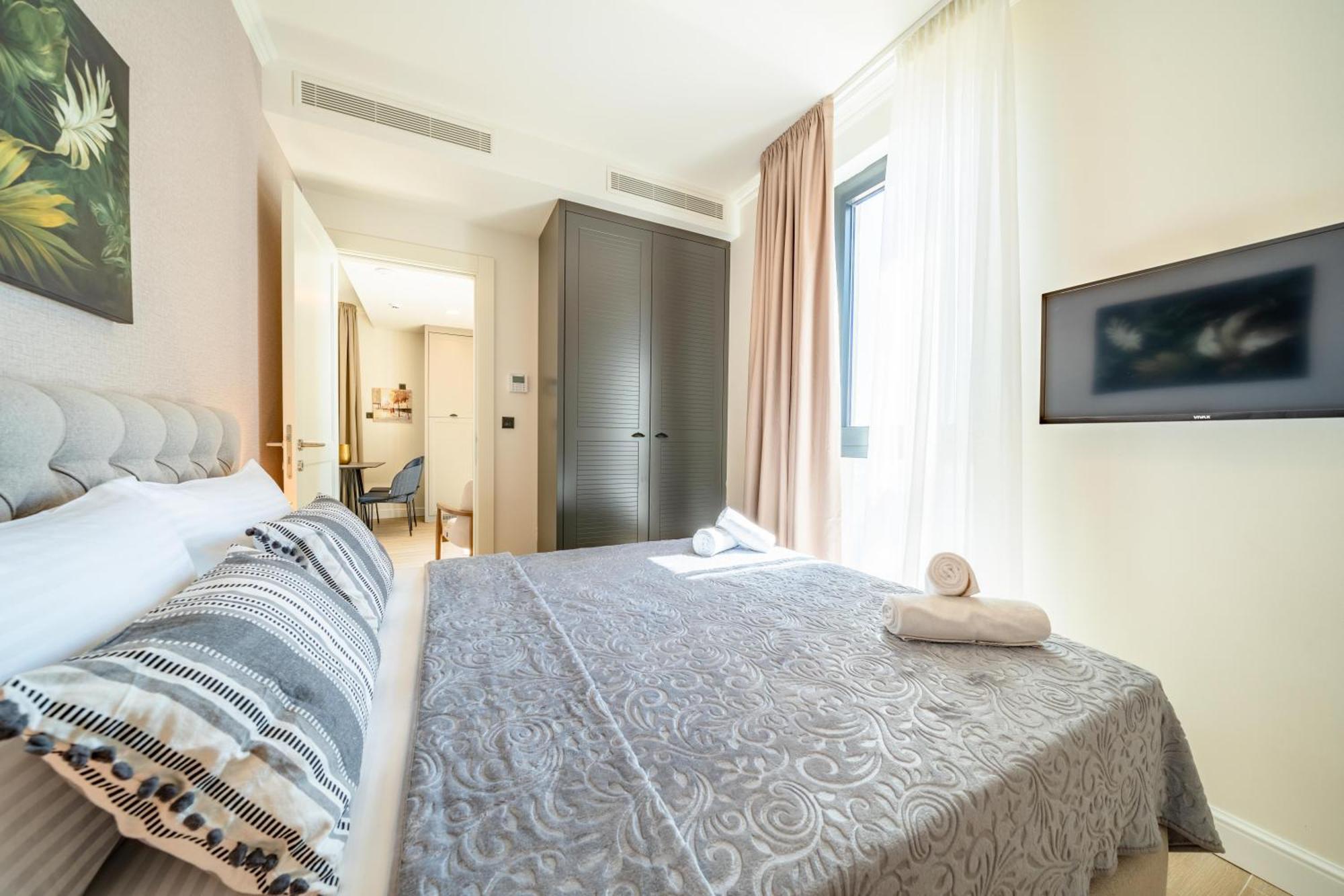 Invictus 4* Budva